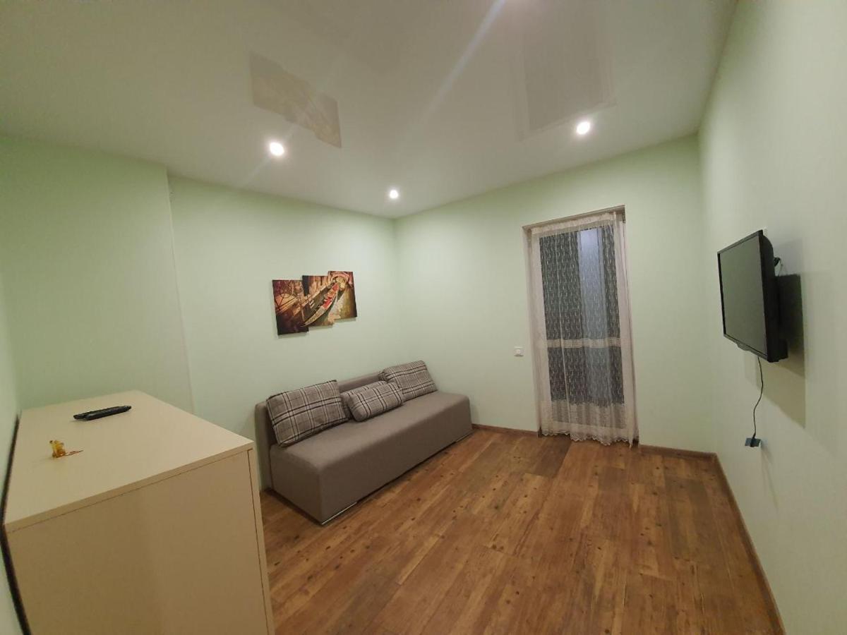 Avalon На Чорновола Apartment Lviv Exterior photo